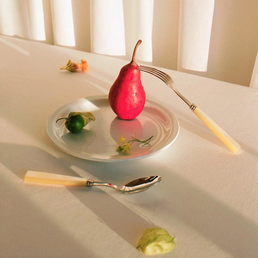 Glossy Pearl White Flatware
