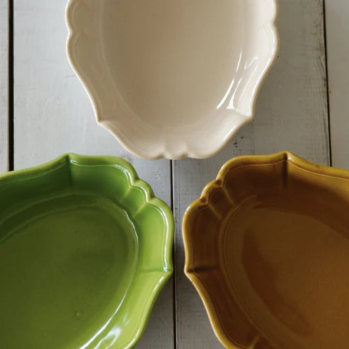 Vintage Petal Baking Dish